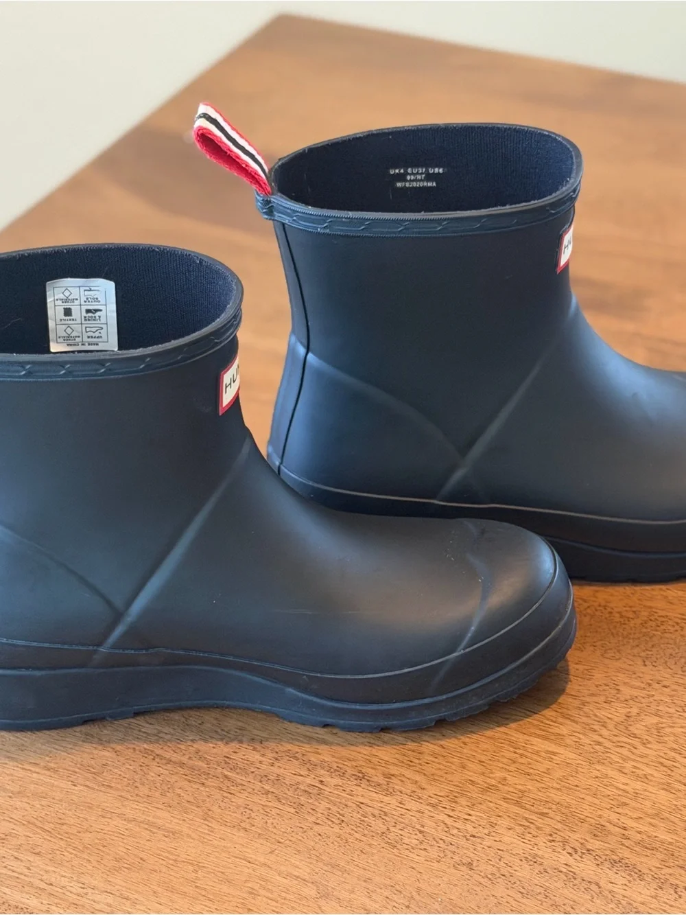 Hunter Black Short Waterproof Rain Boots with Pull Tabs
